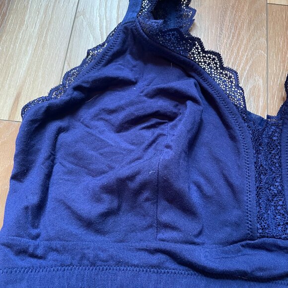 Full busted wire free bralette - Picture 2 of 5